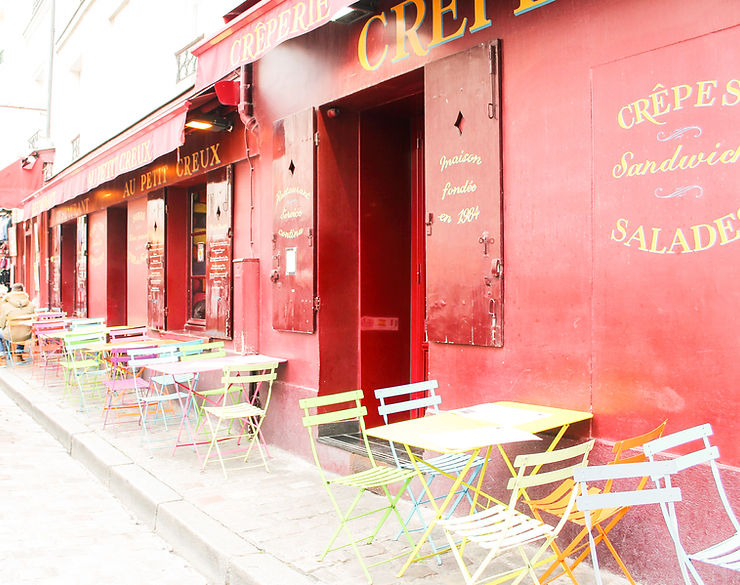 Montmartre Crepe Café lA Guide to Paris l Travel Guide Paris l Week in Paris l A Style Alike