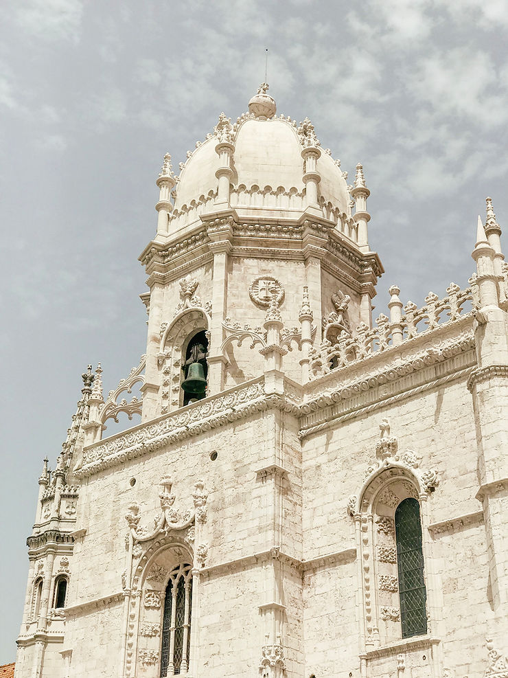 A Guide to Lisbon l A Style Alike l Travel