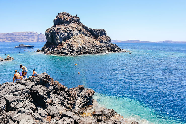 A Guide to Santorini l 4 Days in Santorini l A Style Alike l Travel Guide l Greece